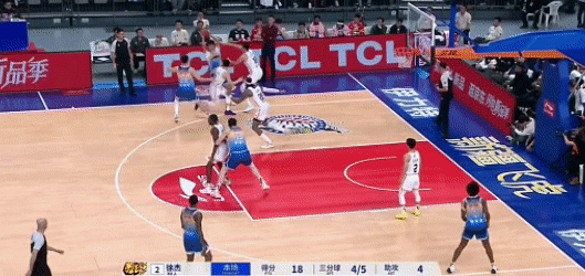 徐杰谈大胜新疆:前一场惜败 这场又少两人 更激发了我们的求胜欲