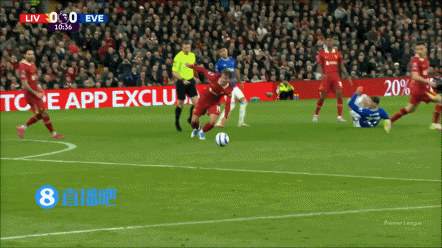 英超官方描述塔科夫斯基飞铲麦卡:VAR认定该动作属于鲁莽犯规